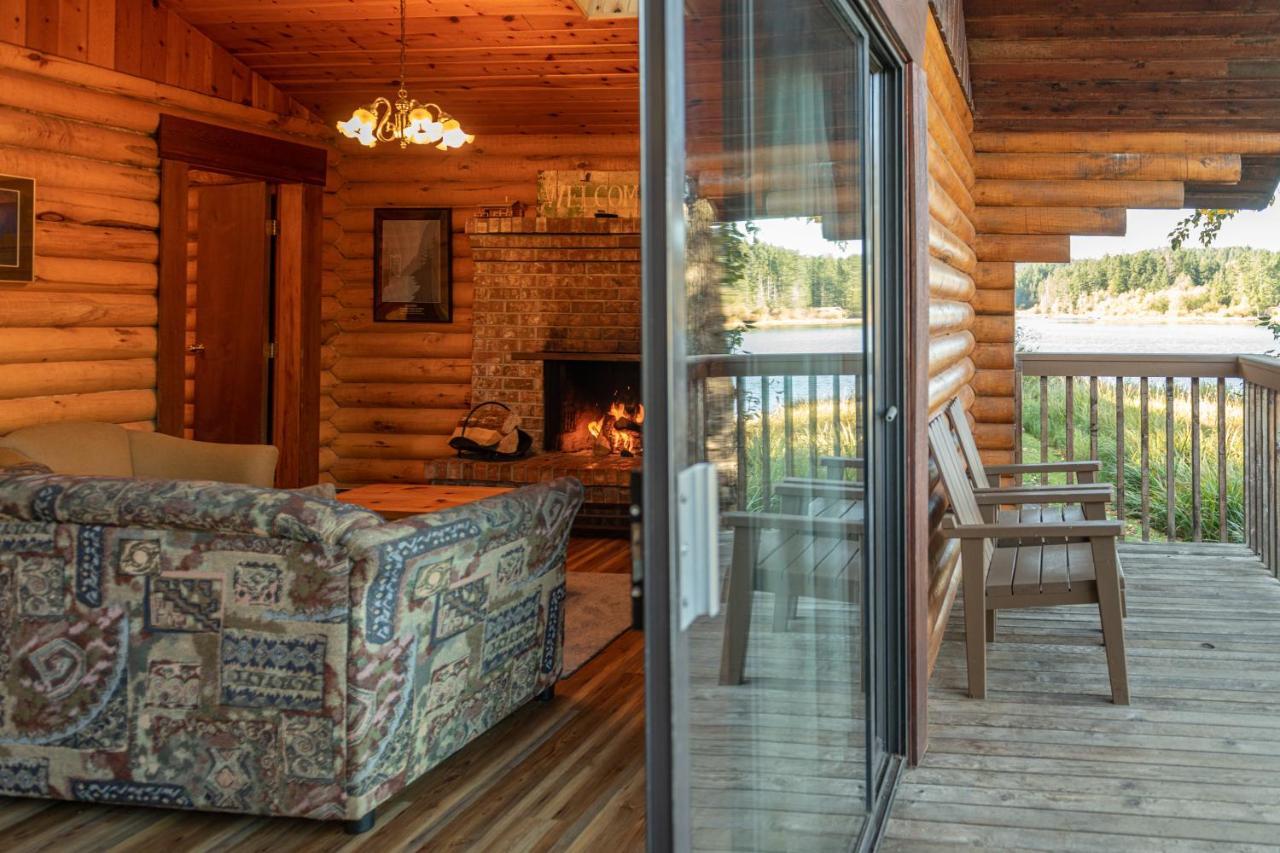 Cusheon Lake Resort Ganges Esterno foto