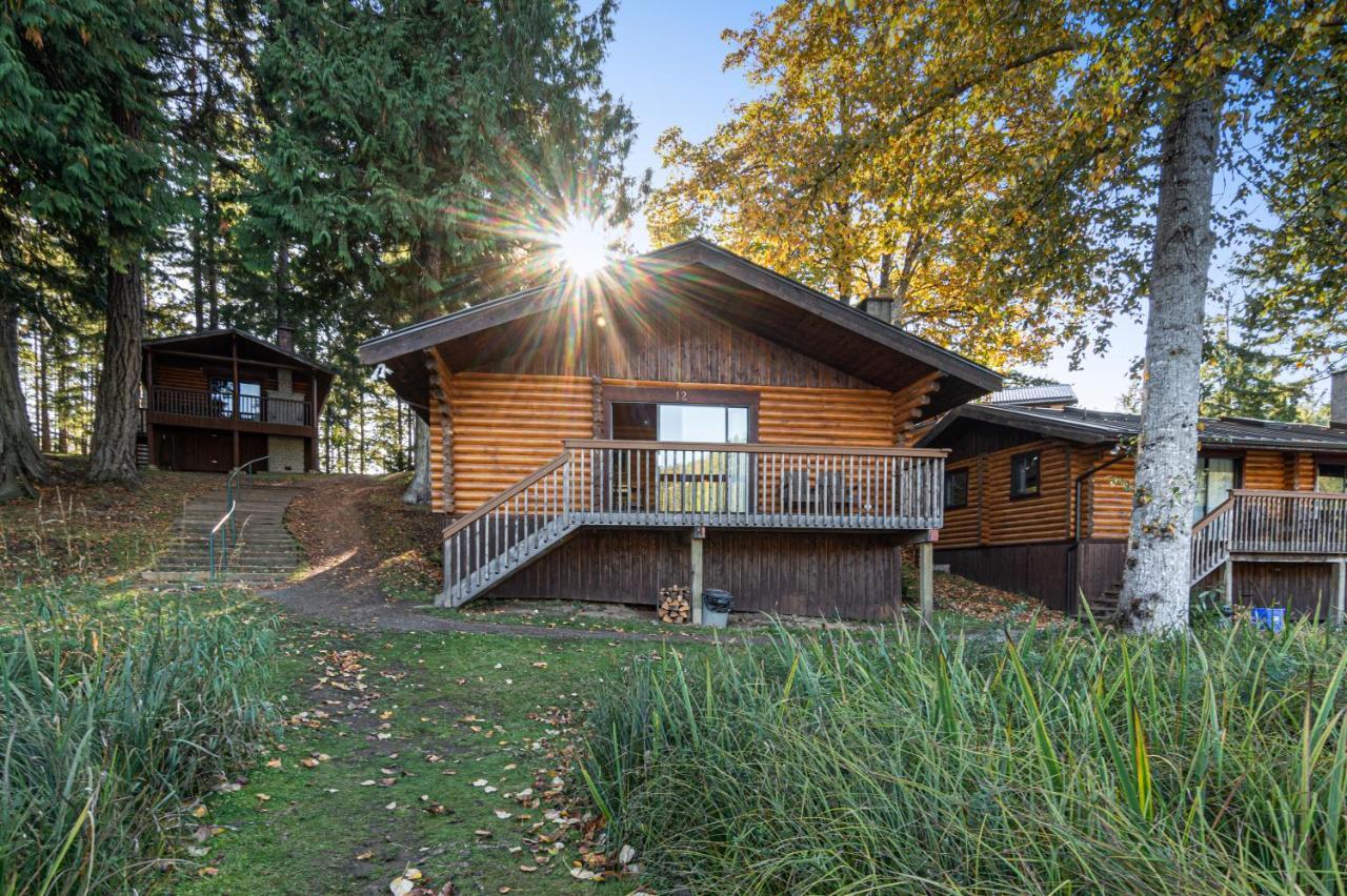 Cusheon Lake Resort Ganges Esterno foto