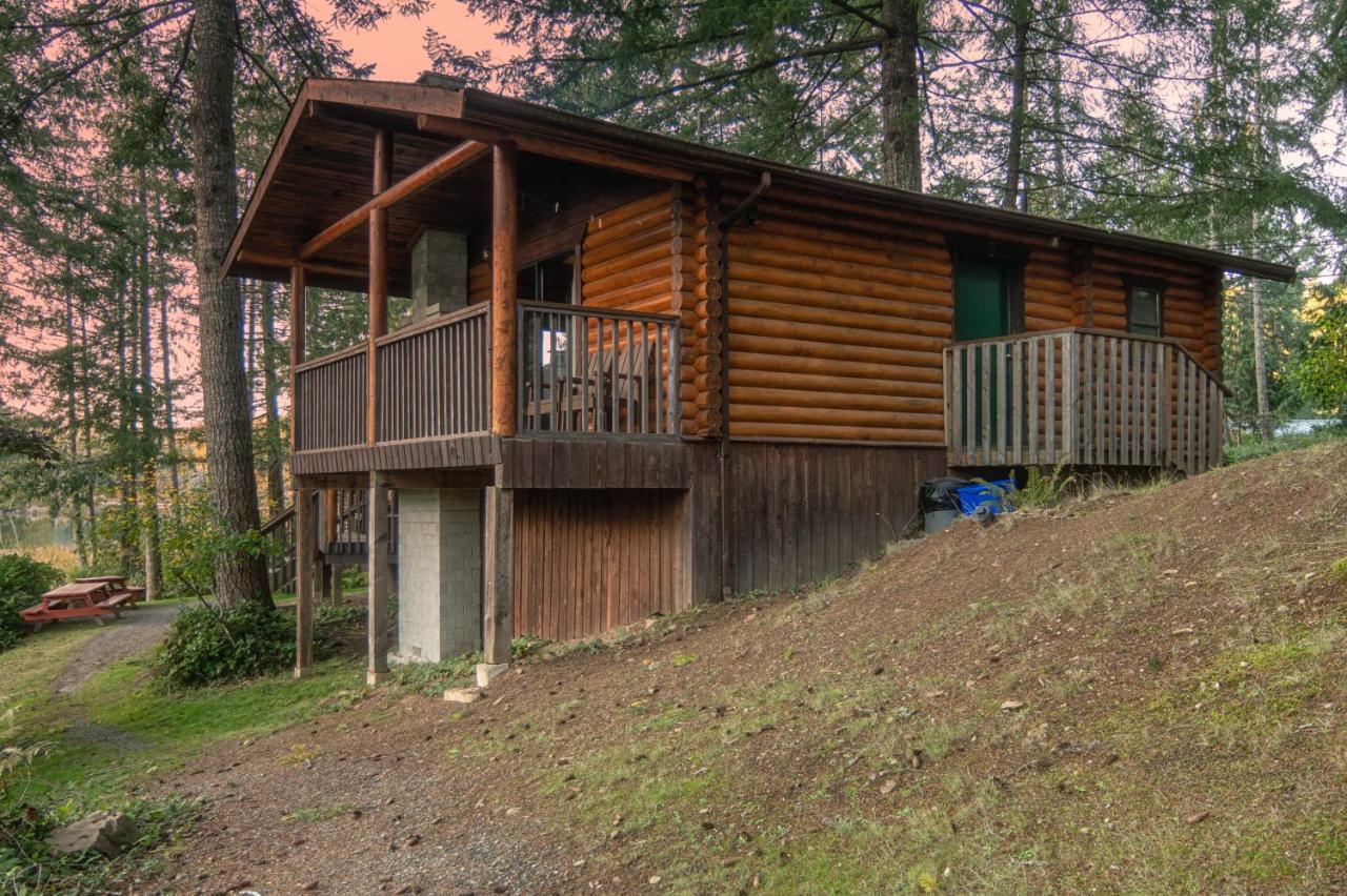 Cusheon Lake Resort Ganges Esterno foto